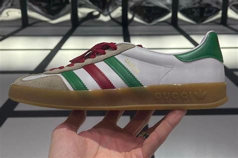 gucci adidas mütze|adidas x gucci gazelle.